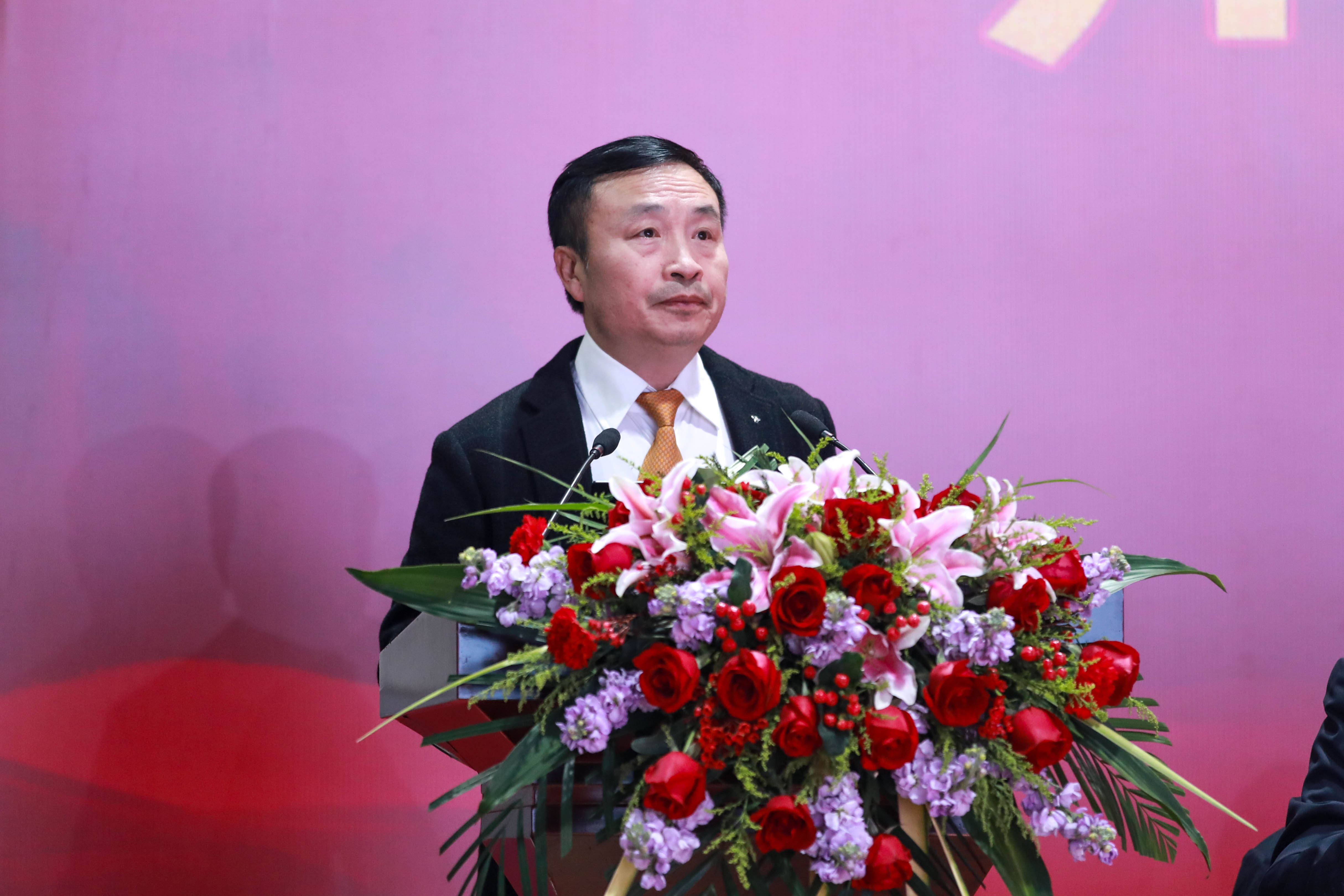 不折不撓 剩者為王——集團(tuán)公司隆重召開2023年年會(圖4) 不折不撓 剩者為王——集團(tuán)公司隆重召開2023年年會(圖4)
