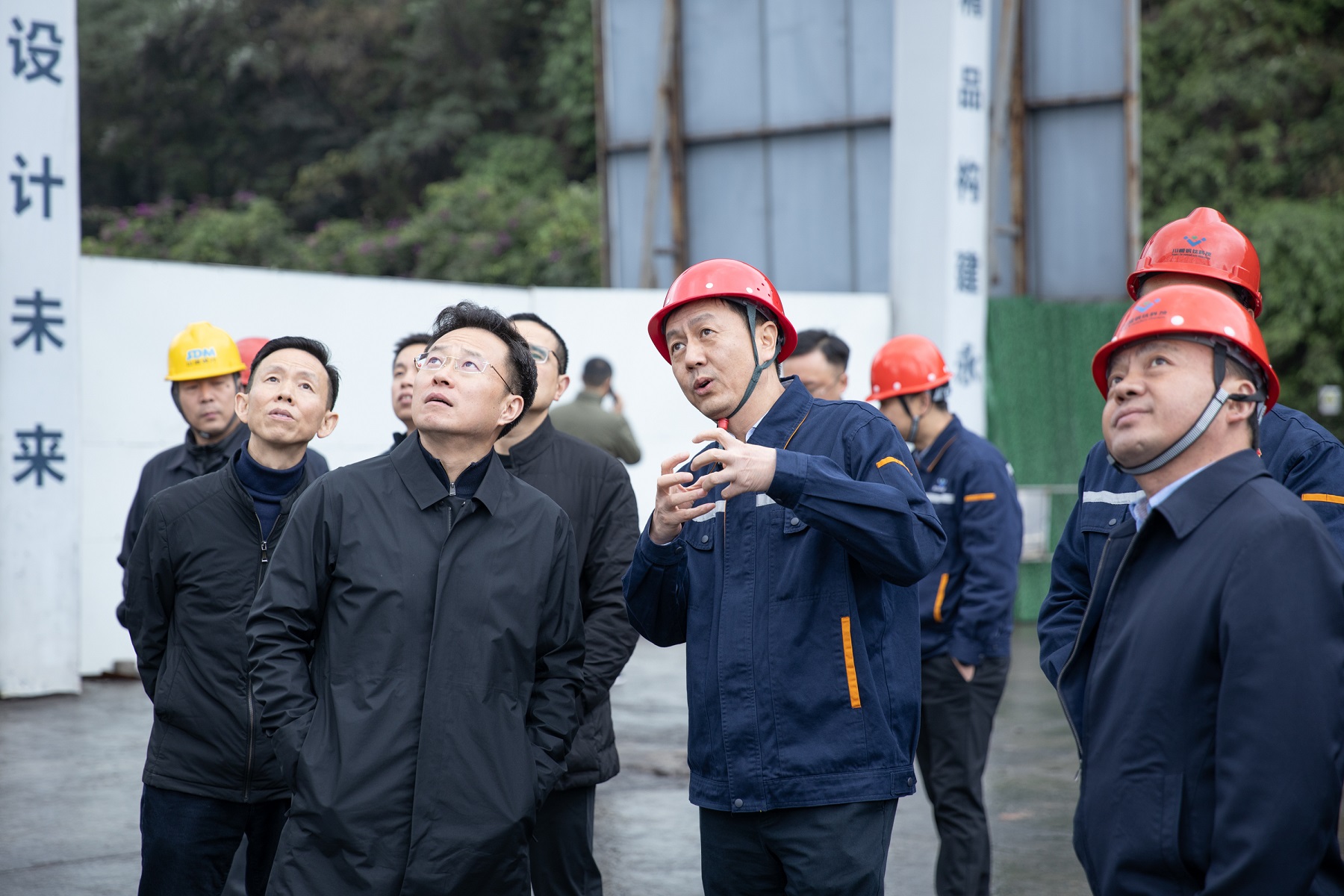 市人大常委會副主任曾云忠一行到川威調(diào)研督導(dǎo)超低排放改造項目建設(shè)(圖2) 市人大常委會副主任曾云忠一行到川威調(diào)研督導(dǎo)超低排放改造項目建設(shè)(圖2)