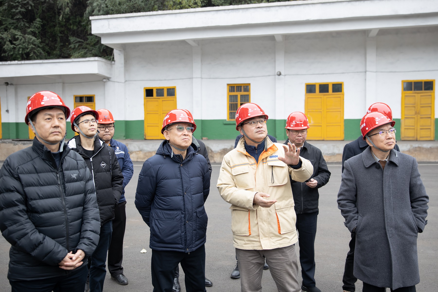 中鋼協(xié)駱鐵軍副會(huì)長(zhǎng)一行到訪川威集團(tuán)(圖3) 中鋼協(xié)駱鐵軍副會(huì)長(zhǎng)一行到訪川威集團(tuán)(圖3)